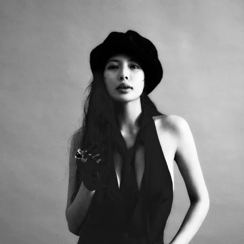 Trouble Maker (麻烦制造者)-泫雅 (HyunA)&ABLE (에이블)