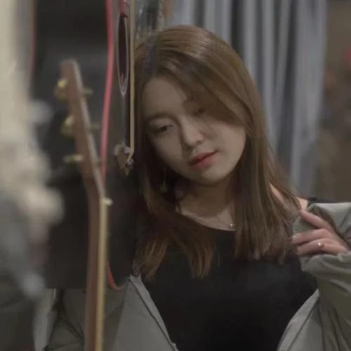 我和春天有个约会（原唱：刘雅丽）-徐薇