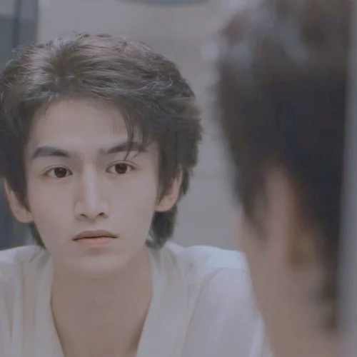 平凡日子里的挣扎-谭渊