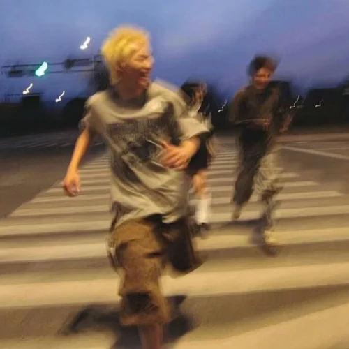 这是我一生中最勇敢的瞬间-堎镜乐队