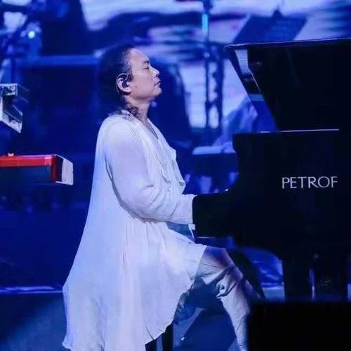 小橋風(fēng)滿袖-李志輝