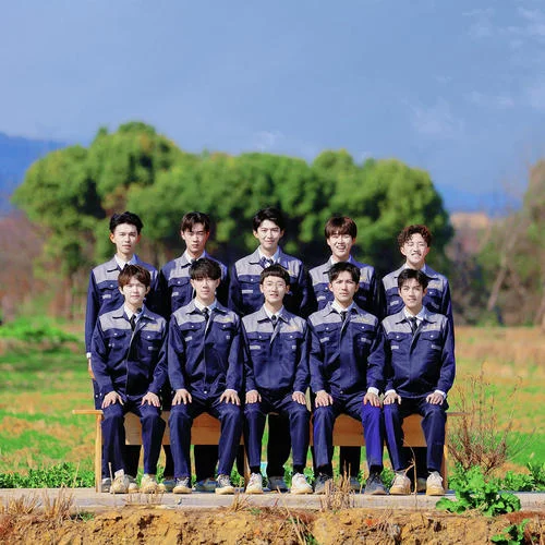 醒来吧少年 (2023种地吧感恩音乐会现场)-十个勤天