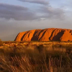 烏魯魯徒步-戀景學(xué)院
