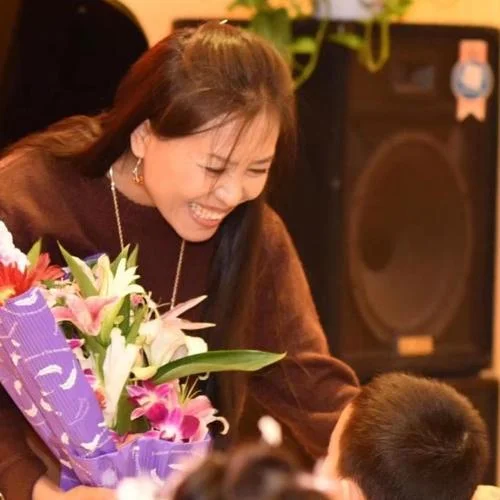 500英里-Lucy英文歌