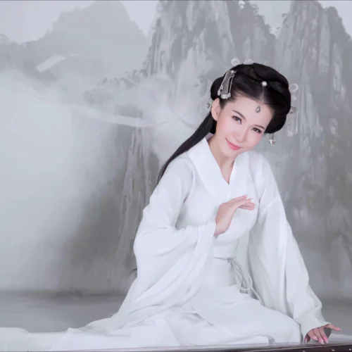 我把故鄉(xiāng)比蘇杭 (cover: 晨露)-紀(jì)綺昭