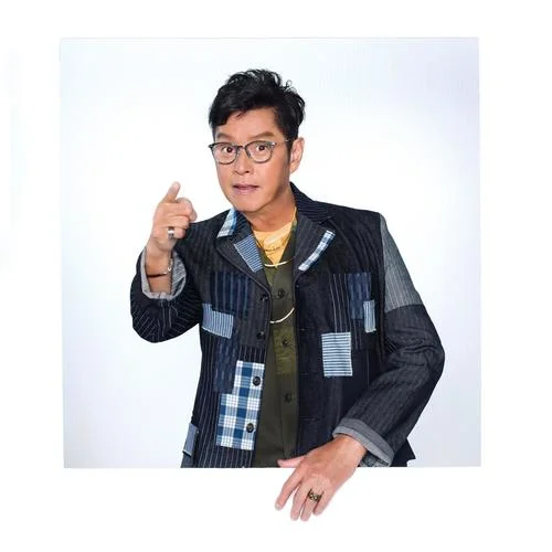 兩只老虎-譚詠麟