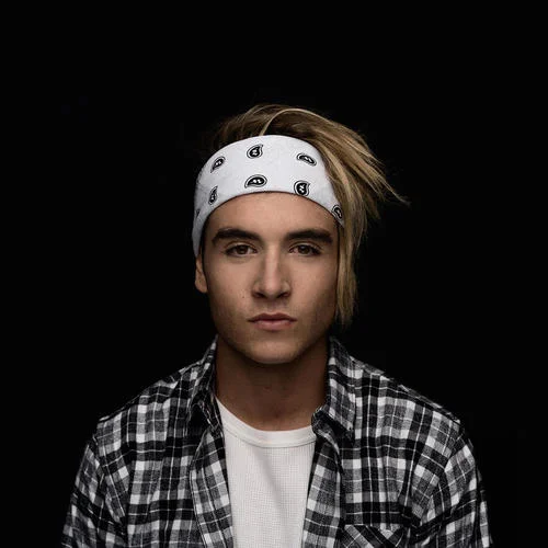 <em>End Of The Night</em>-Danny Avila”/></figure>
<h3>?? 歌詞</h3><div style=