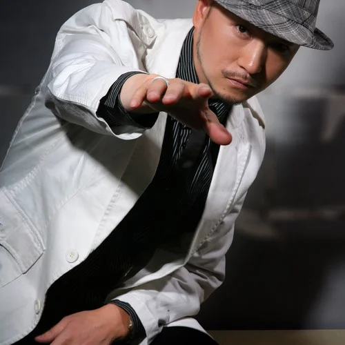 寂寞才說(shuō)愛(ài) (DJ朱迪尼克版)-劉可