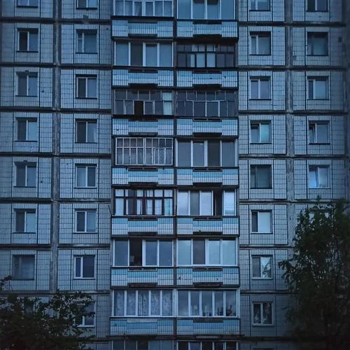 Панельн? буд?вл?-Mistmorn