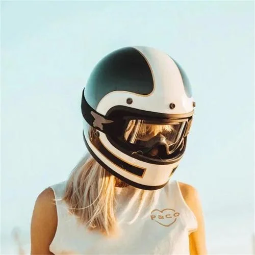 卡爾永遠(yuǎn)的神-胖貓