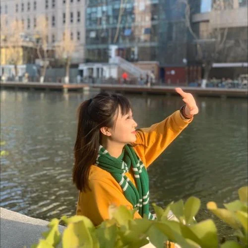 童年(伴奏)-林妙可