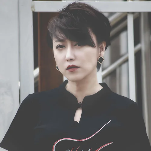 天邊有顆閃亮的星 (KTV版伴奏)-張曼