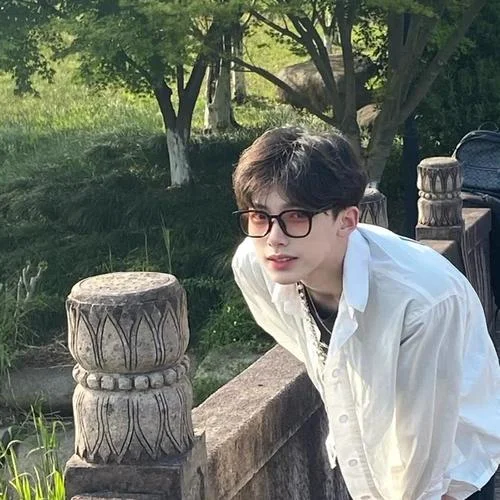 Watch Me Work-搖頭仔