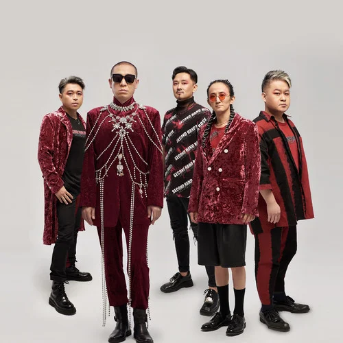 <em>何必西天萬(wàn)里遙</em>-二手玫瑰樂(lè)隊(duì)