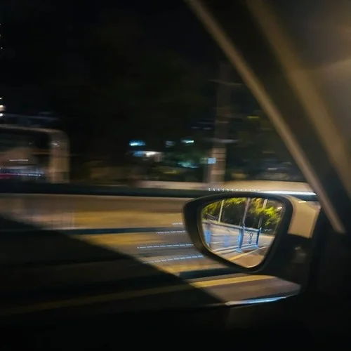 愛無罪（再過一百年）-大頭針