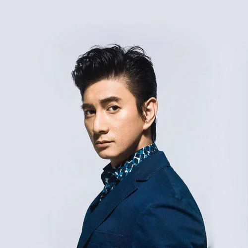 轉(zhuǎn)彎+追風(fēng)少年(Live)-吳奇隆