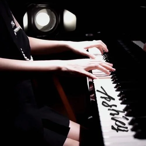 City of Stars（鋼琴版）-《愛樂之城》電影配樂 (翻奏: 電影原聲)-Ashley艾希梨