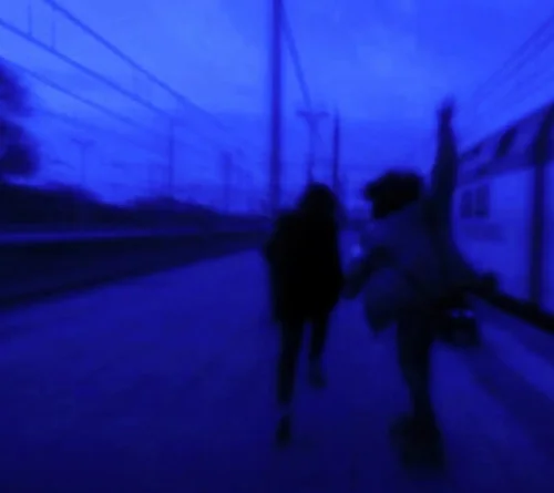 誰會不厭其煩的安慰那無知的少年-隊長的小麻雀