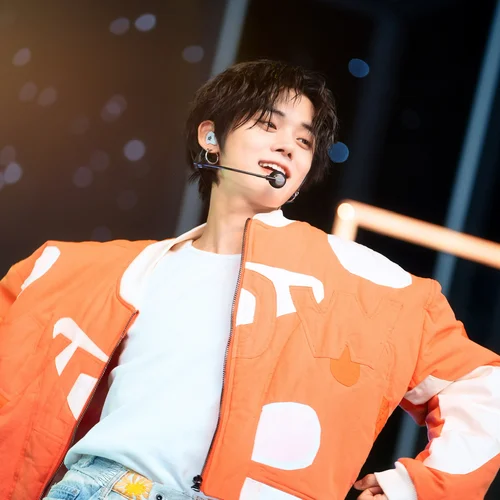 Anysong（竣義?。?YEONJUN