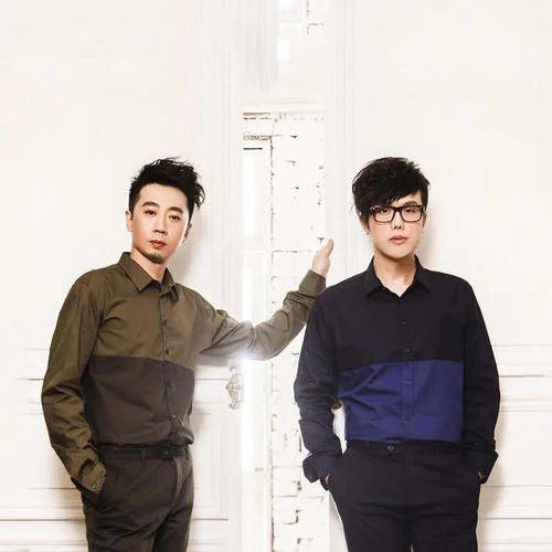 在我心里從此永遠(yuǎn)有個你-辦桌二人組