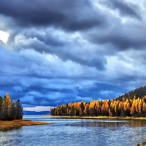 懸疑背景音樂(lè)-吳詩(shī)斐