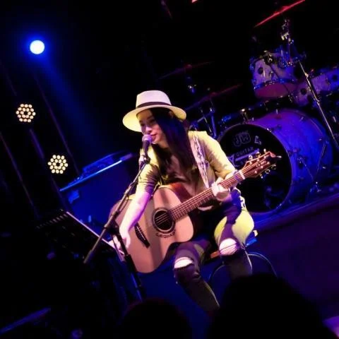 蜜蜂 (Live) (Demo)-万玲琳