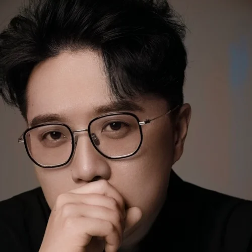 花開在眼前-程卿