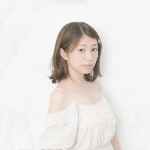 暁の車-南里侑香