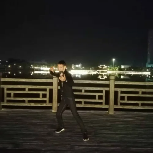 歡樂年年 (cover: 劉珺兒)-跑神