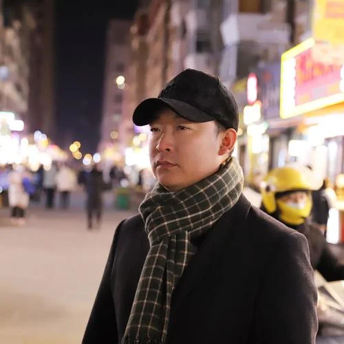 傷心的酒喝了一夜-馬建軍