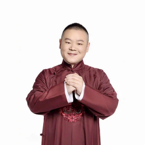 最親的人 (2021中央電視臺春節(jié)聯(lián)歡晚會(huì)現(xiàn)場)-岳云鵬