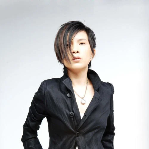 你总是如此的冷漠-潘美辰