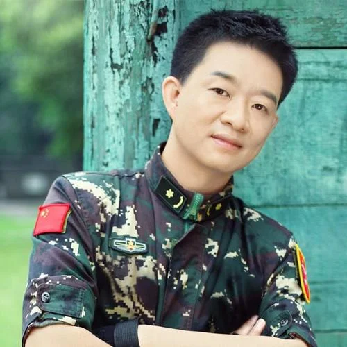 沒啥別沒錢-小曾