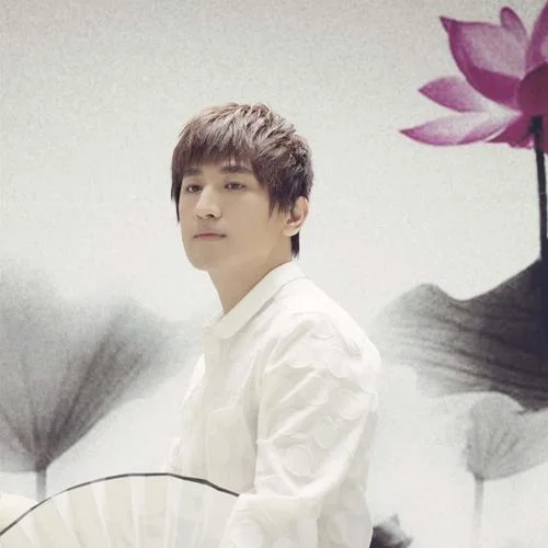 下完這場(chǎng)雨 (KTV版伴奏)-后弦