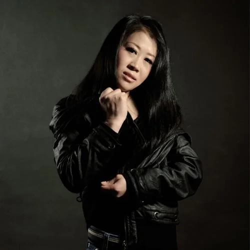 祈禱愛神來把我眷顧 (42秒片段)-雨中百合