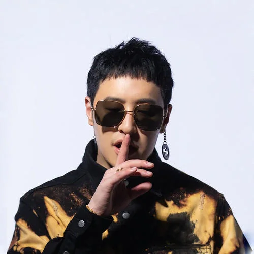 快乐崇拜-潘玮柏