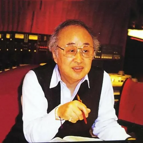 英雄的黎明 (加长版)-横山菁児