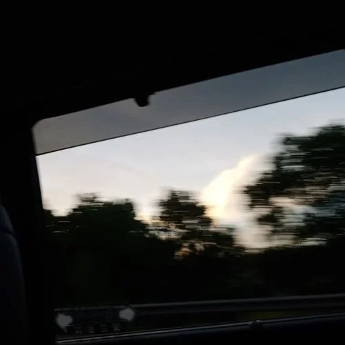 不值得 (DJ尤宏 Remix)-尤宏