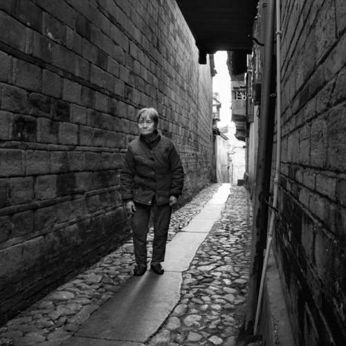 海街寺庙-吴垚滔（七月的星期七）