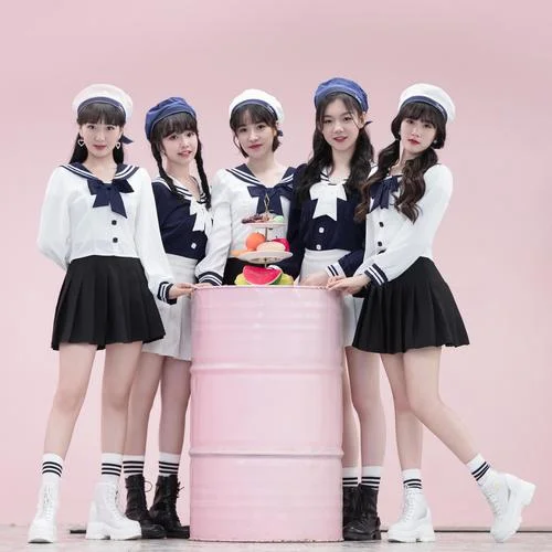 祖國的花朵(伴奏)-愛朵女孩