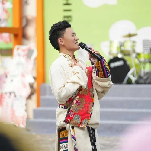 世上有條倒流的河-齊旦布