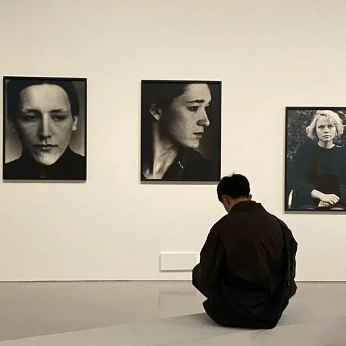 在月亮下 (Под луной)-余音7iv